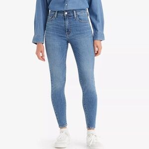 Levi’s 720 High Rise Super Skinny Jeans Light Blue - 27